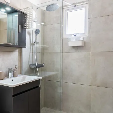 Stylish 2br With Rooftop Pool In Mackenzie 公寓 拉纳卡