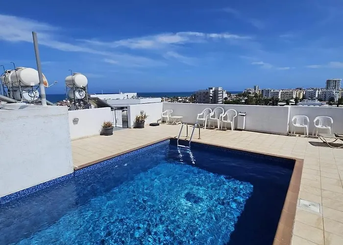 Stylish 2br With Rooftop Pool In Mackenzie 아파트